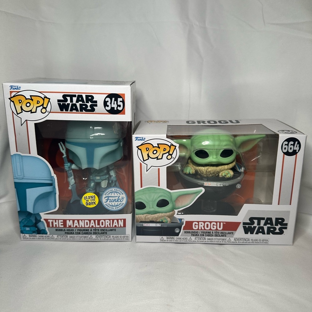 Funko Pop! Star Wars Mandalorian and Grogu Set - Blue and Green